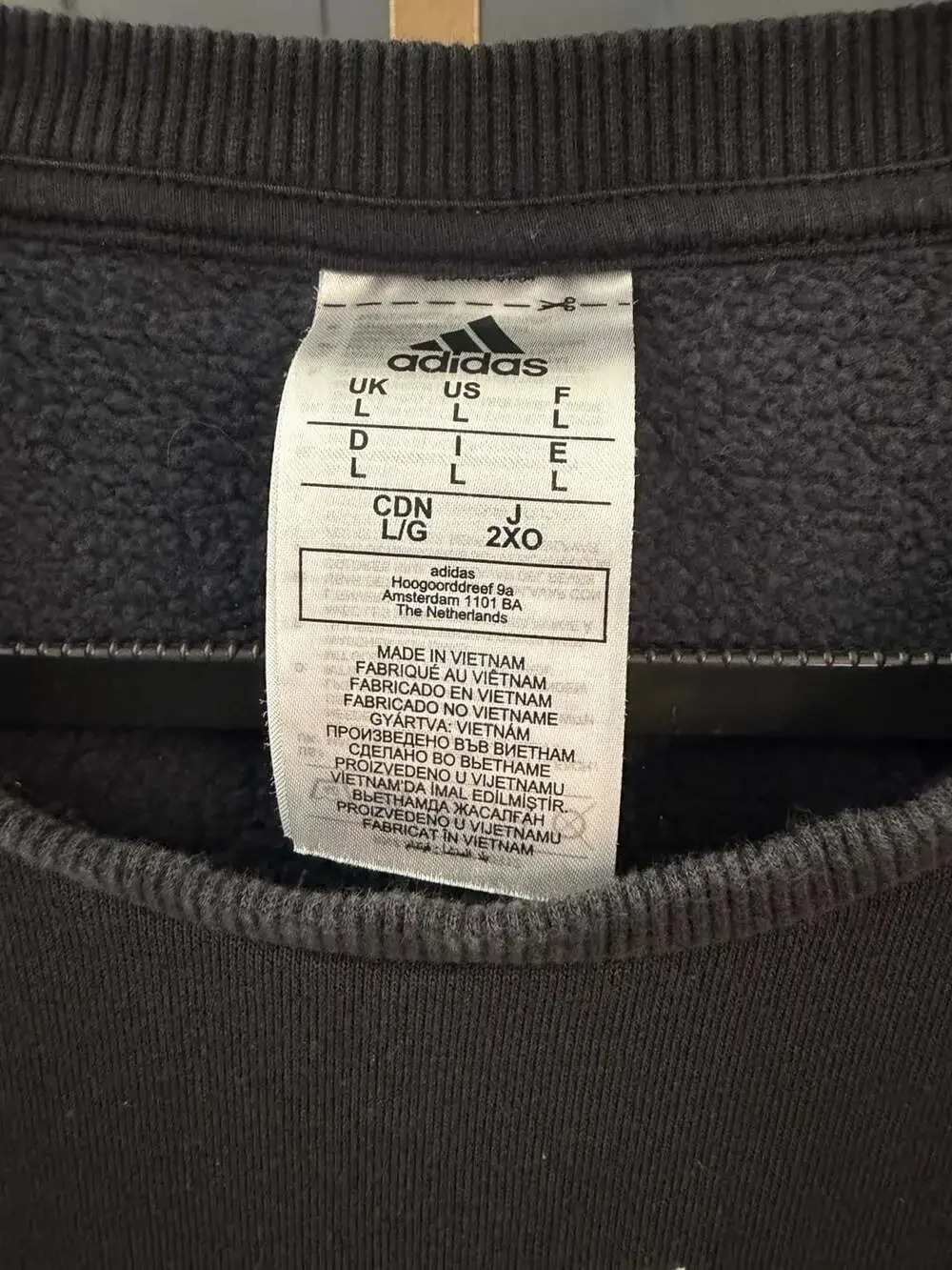 adidas Men's Essentials‎ Fleece Big Logo Crewneck Sweatshirt